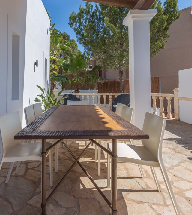 rv collexion ibiza villa rental villa casa rosada BBQ dining.JPG